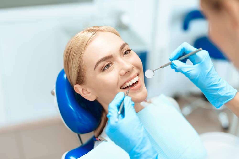 Smile makeover in Oklahoma City. 23rd Street Dental. Invisalign, Implants, Extractions in OK 73107. Se habla español. Call:405-963-2050
